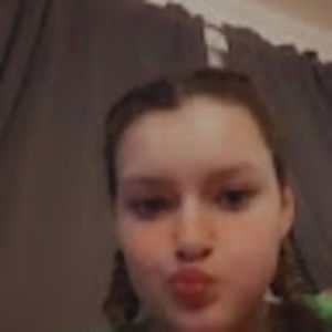 Meet your Posher, Anna l